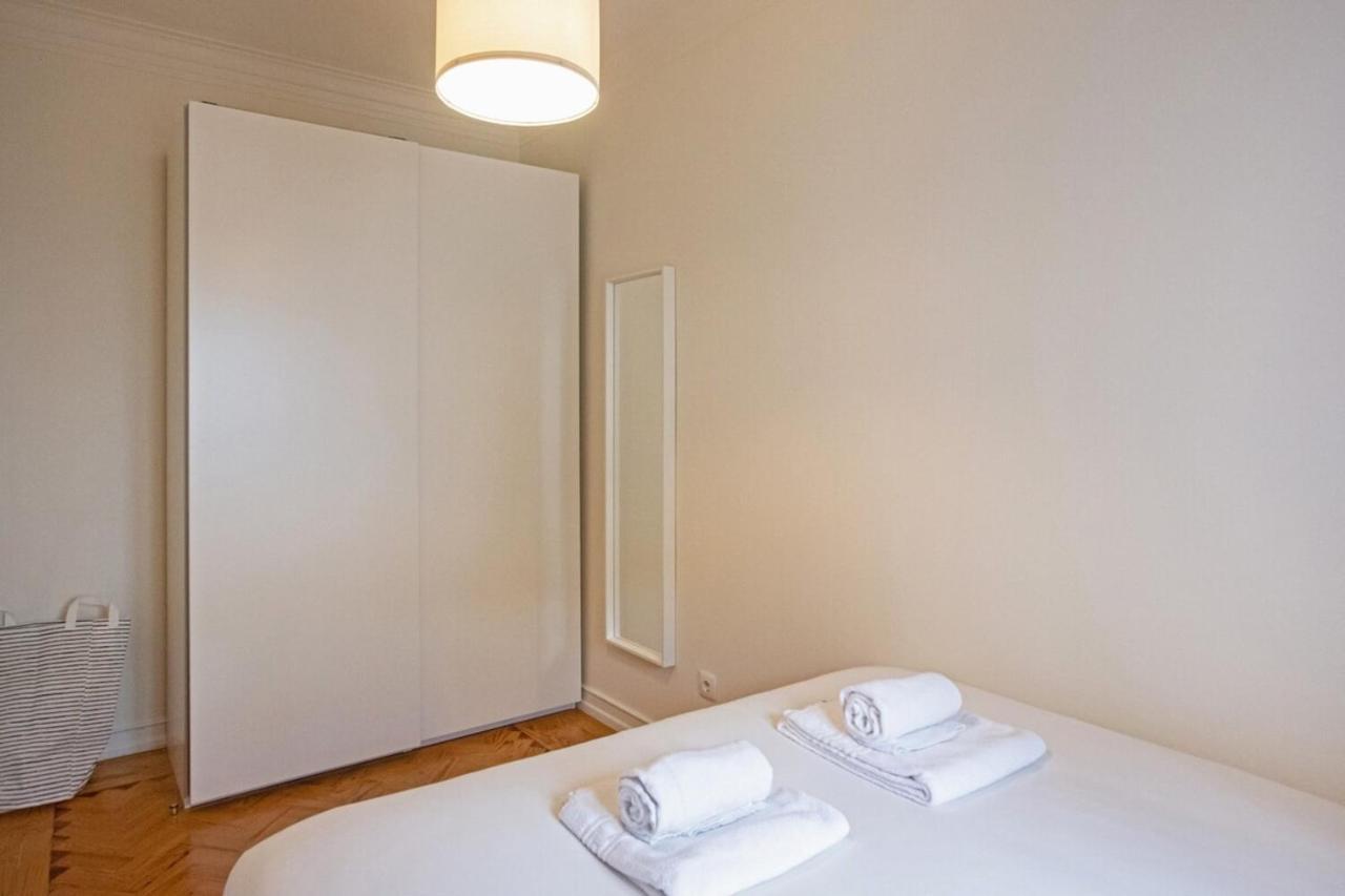 Cosy 1 Bedroom Apartment In Belem Lisbon Exterior photo